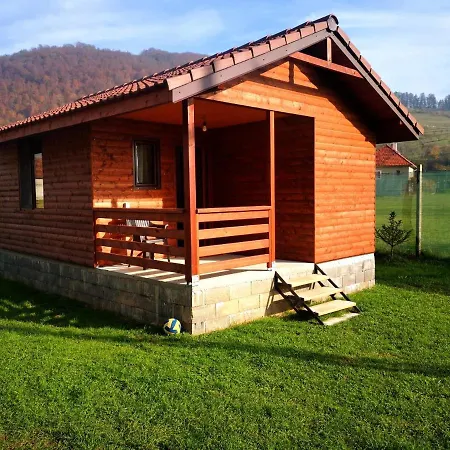 Casute Zavoi Holiday home *