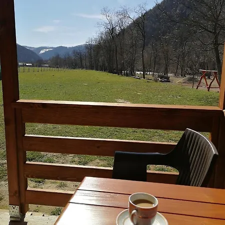 Casute Zavoi Holiday home Bulz