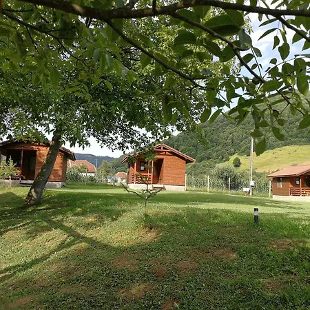 Casute Zavoi Holiday home Bulz